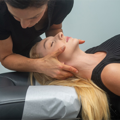 Chiropractor Richmond VA Teresa Green Neck Adjustment Chiropractor Richmond VA Teresa Green Neck Adjustment